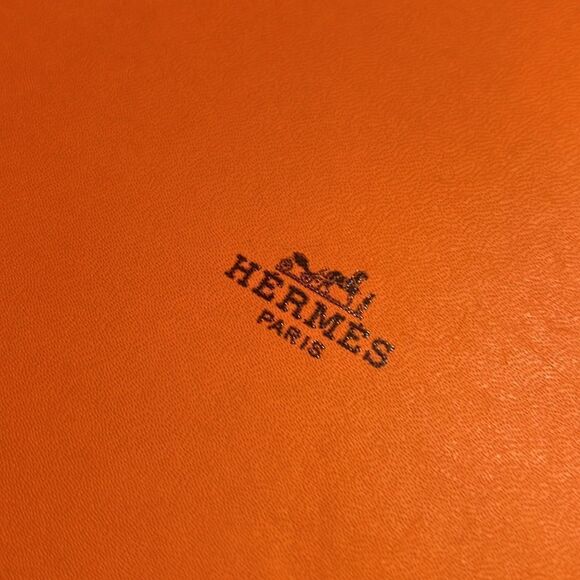 Small/Medium Hermes Gift Box - Excellent Condition - Picture 2 of 5